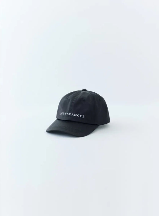サテンロゴキャップ（Black） (Black / Free)