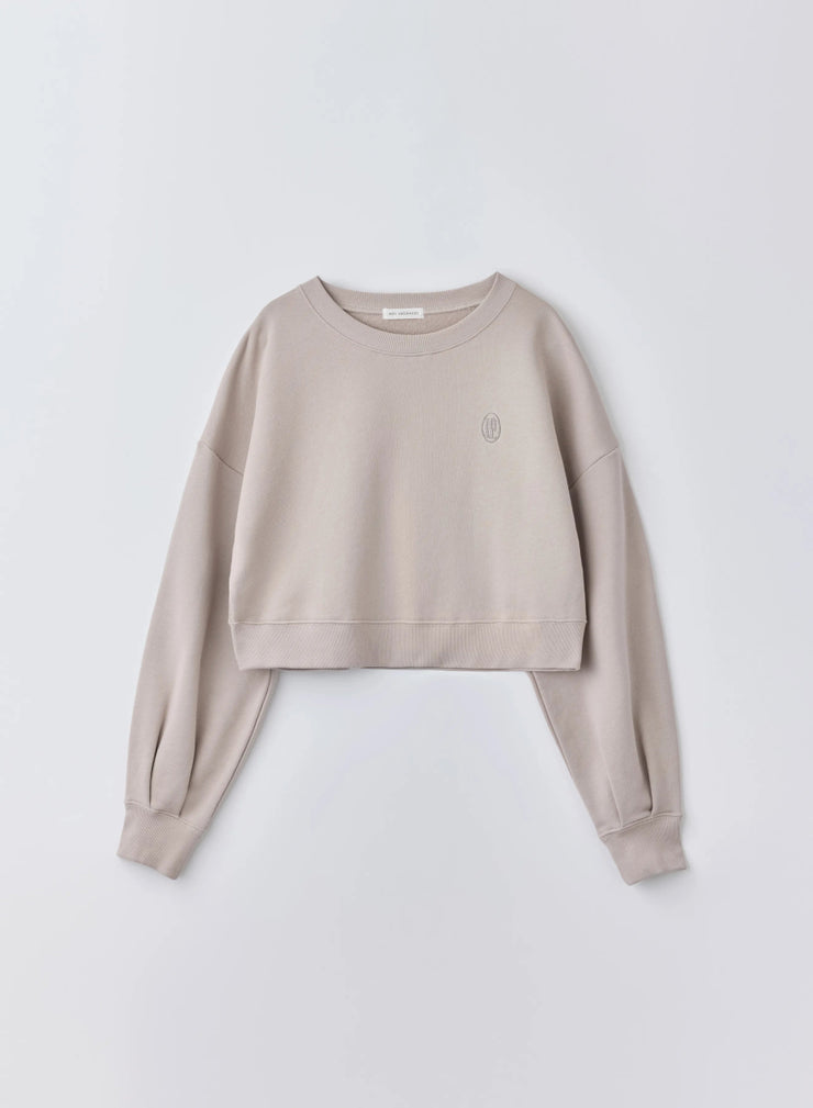 ロゴ刺繍ショートスウェット（BLACK / ASH GRAY / OFF WHITE） - MES VACANCES