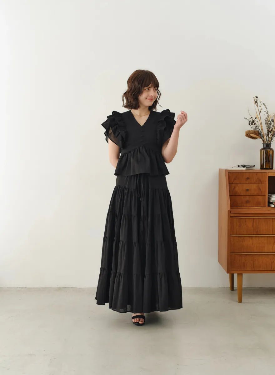MES VACANCES フラワーペタルブラウス BLACK フラワーペタルブラウス – MES VACANCES