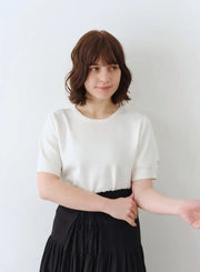 テンセルシルクロゴ刺繍ニット - MES VACANCES