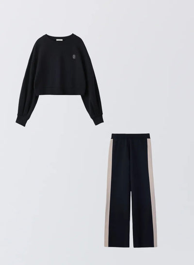 [SET]ロゴ刺繍ショートスウェット+サイドラインニットパンツ - MES VACANCES