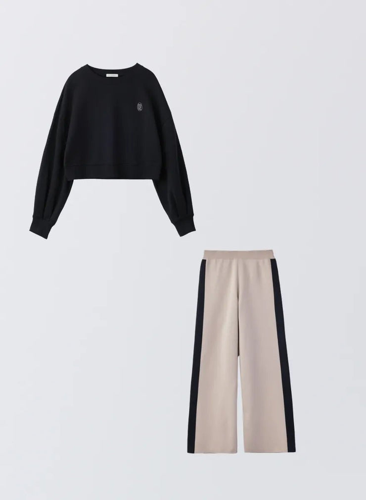 [SET]ロゴ刺繍ショートスウェット+サイドラインニットパンツ - MES VACANCES