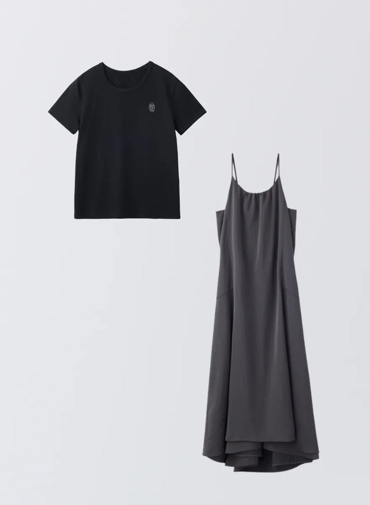 [SET]ロゴ刺繍Tシャツ+サテンキャミソールワンピース - MES VACANCES
