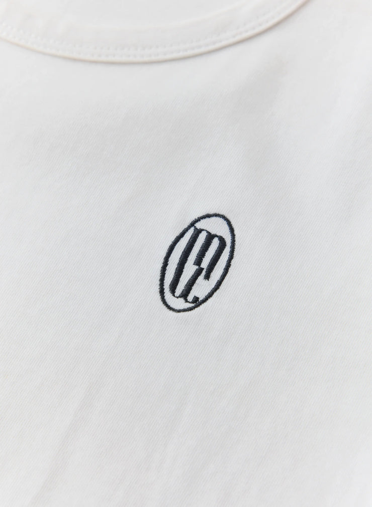 ロゴ刺繍Tシャツ（WHITE / BLACK） – MES VACANCES